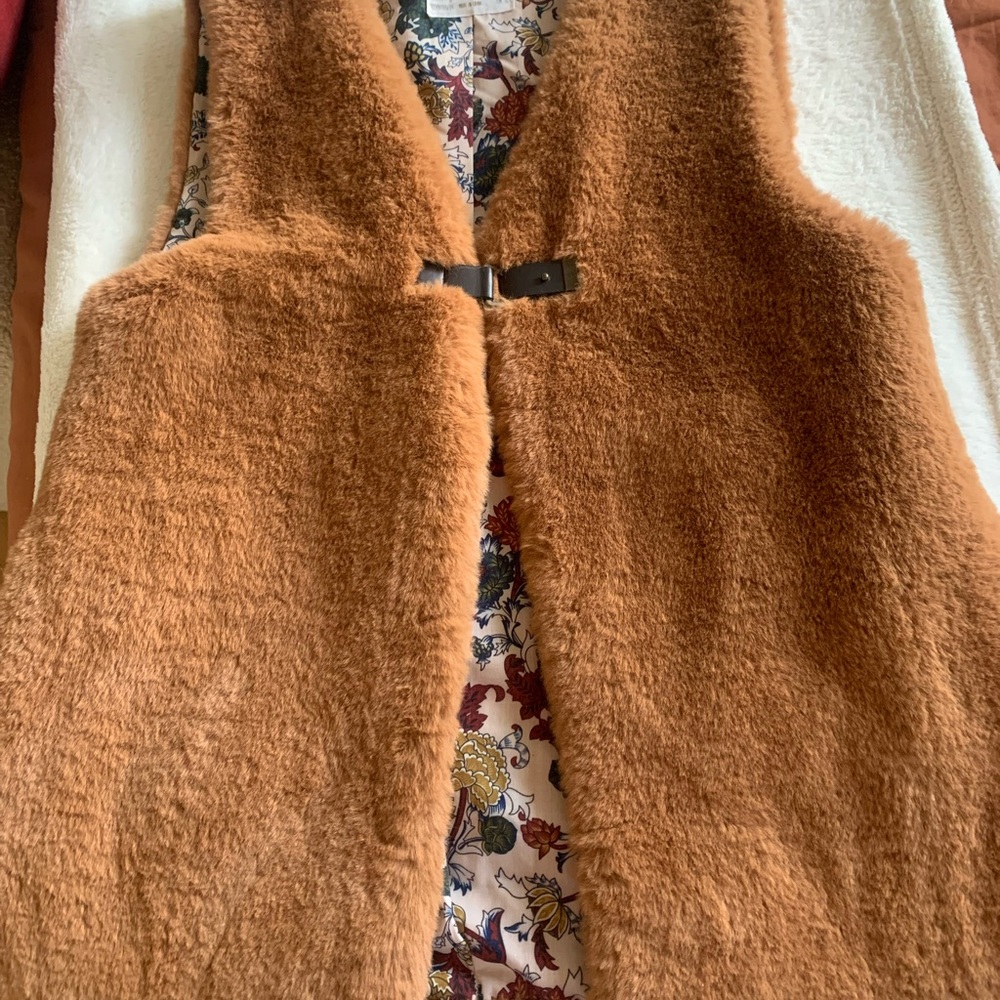 Zara vest size 13-14